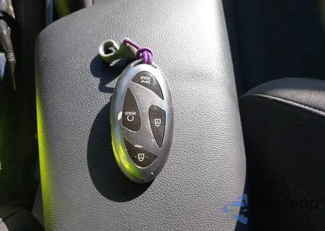 2024 Hyundai Elantra Sel from USA, damaged, VIN KMHLM4DGXRU707852